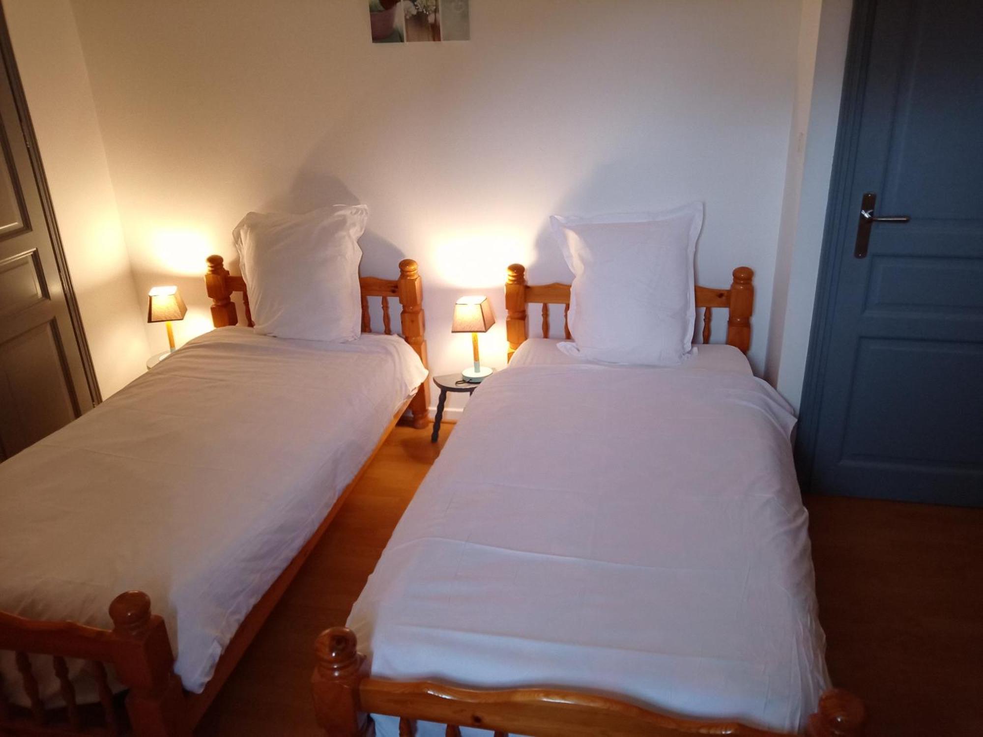 A Deux Pas Du Rhone Villa Sault-Brenaz Bagian luar foto